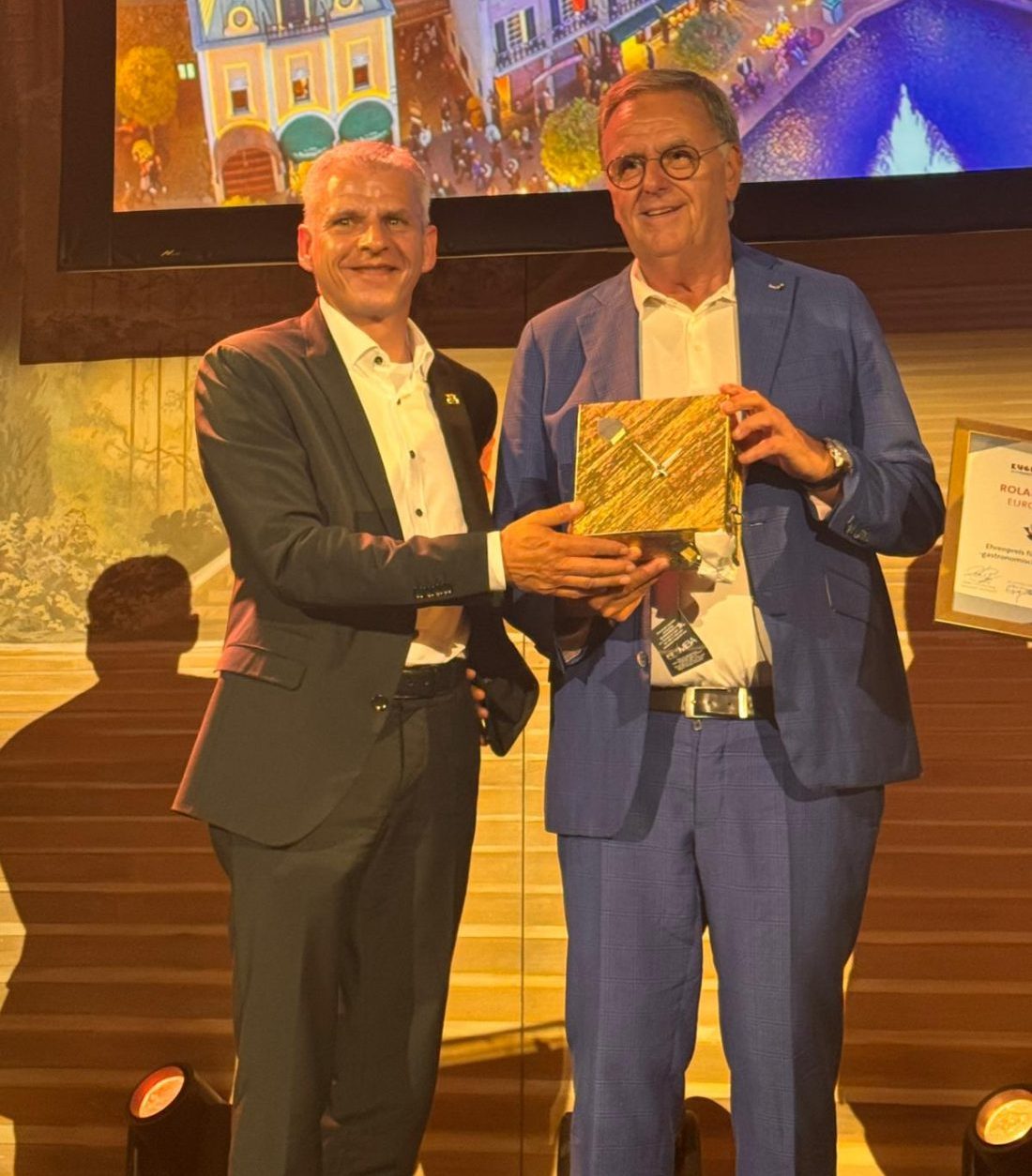 Verleihung des Ehrenpreises an Roland Mack